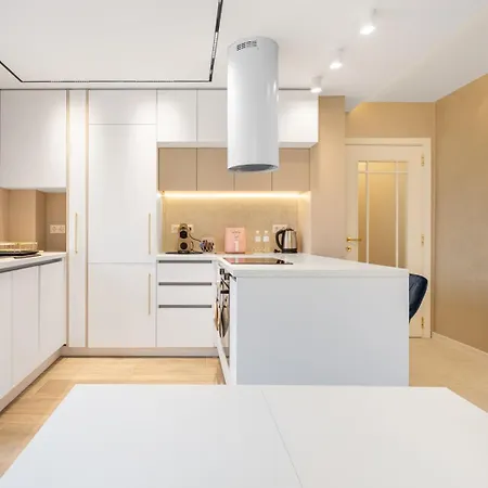 Your Stylish 1br With Private Parking * Filibe