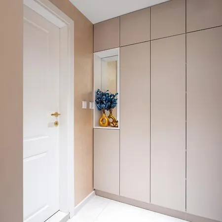 Daire Your Stylish 1br With Private Parking Filibe